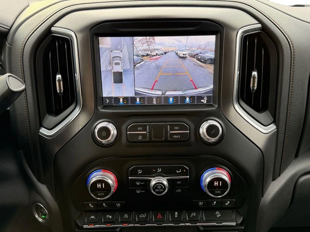 Used 2019 GMC Sierra 1500 AT4 w/ Off Road Performance Package image 12