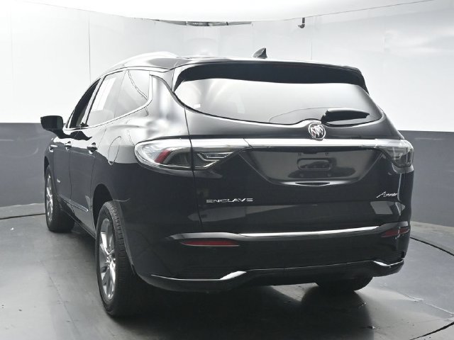 Used 2024 Buick Enclave Avenir FWD image 6