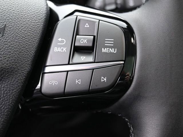 New 2026 Ford Escape SE w/ PHEV Premium Package FWD image 17