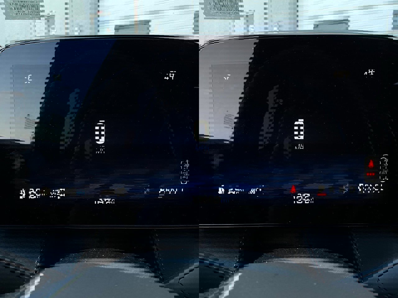 Used 2025 Chevrolet Equinox LT image 37