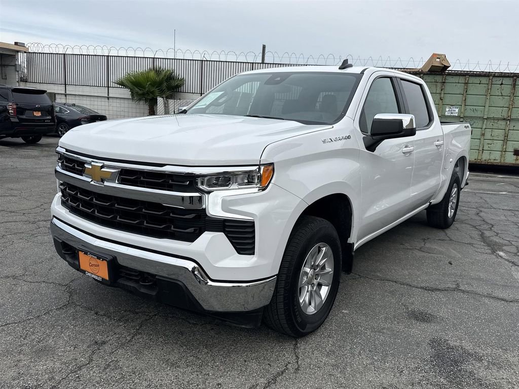 Used 2025 Chevrolet Silverado 1500 LT image 7