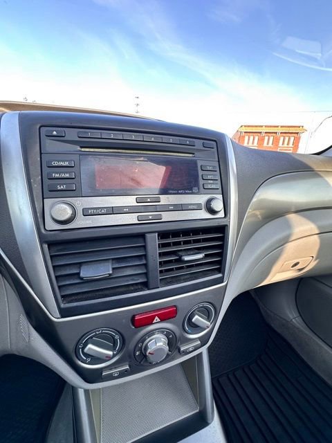 Used 2010 Subaru Forester 2.5X Premium image 13