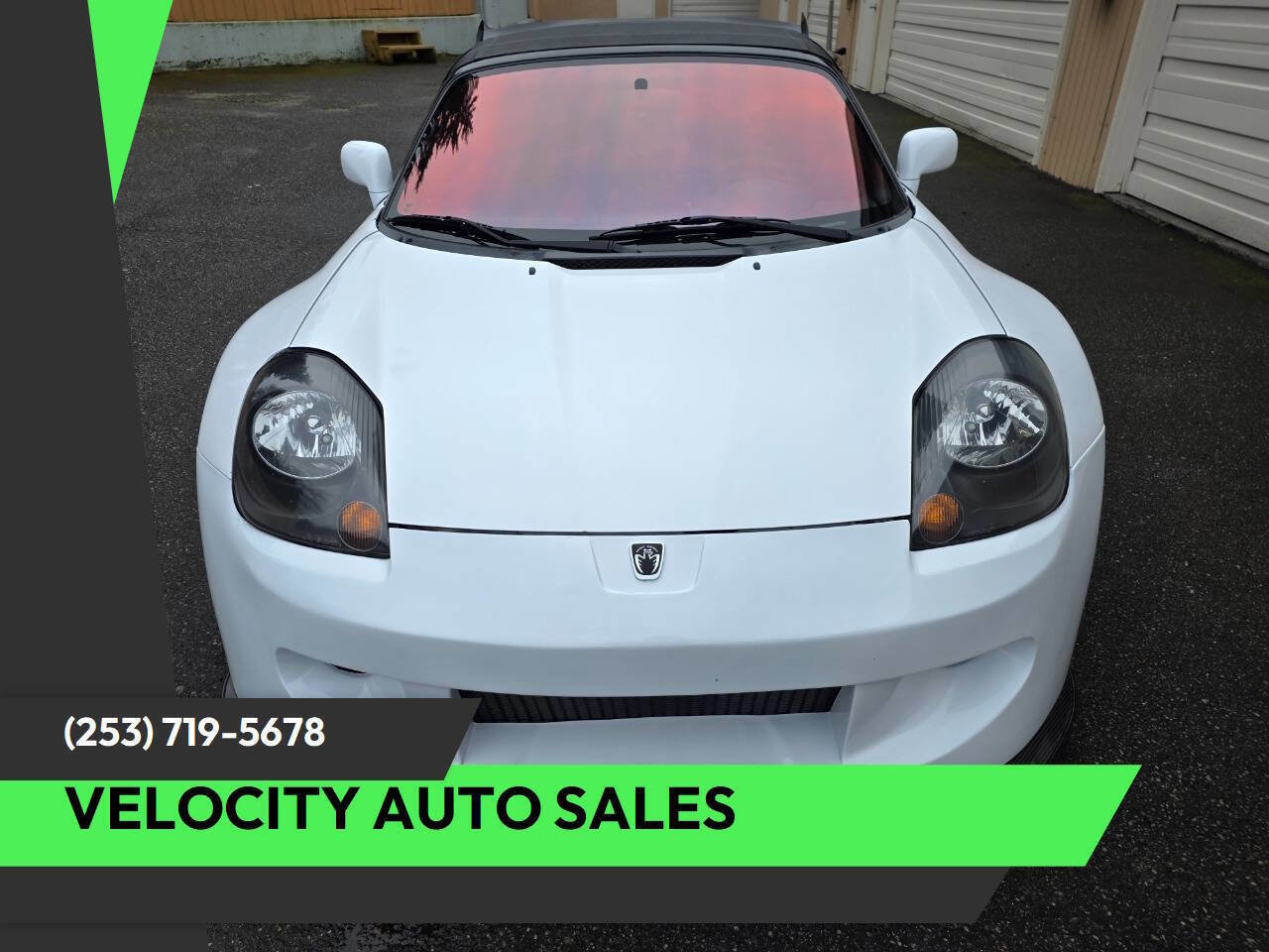 Used 2000 Toyota MR2 image 1
