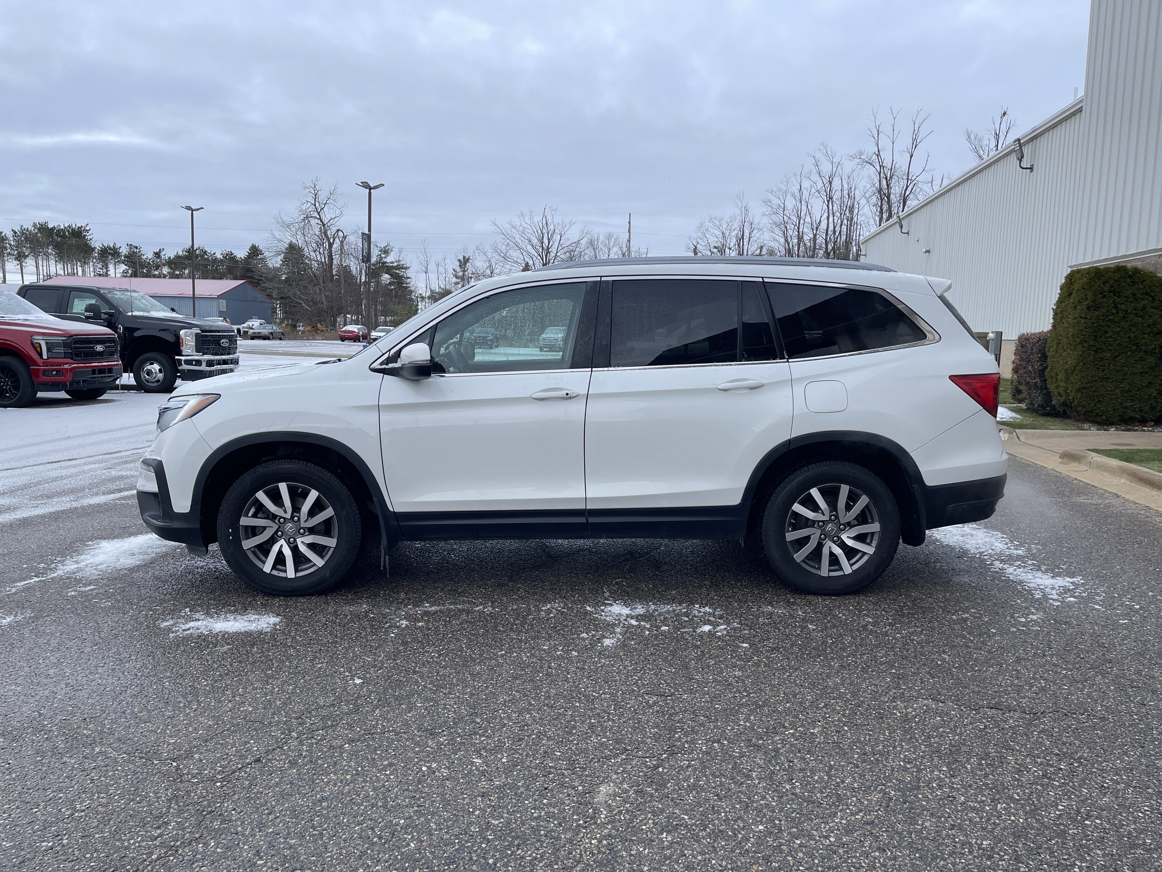 Used 2022 Honda Pilot Black Edition image 7