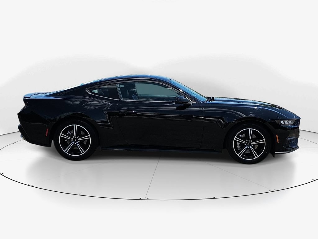 Used 2024 Ford Mustang Premium RWD image 5