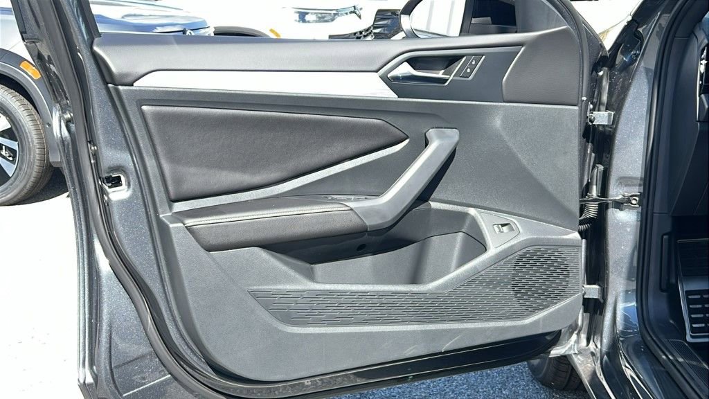 New 2025 Volkswagen Jetta Sport image 13