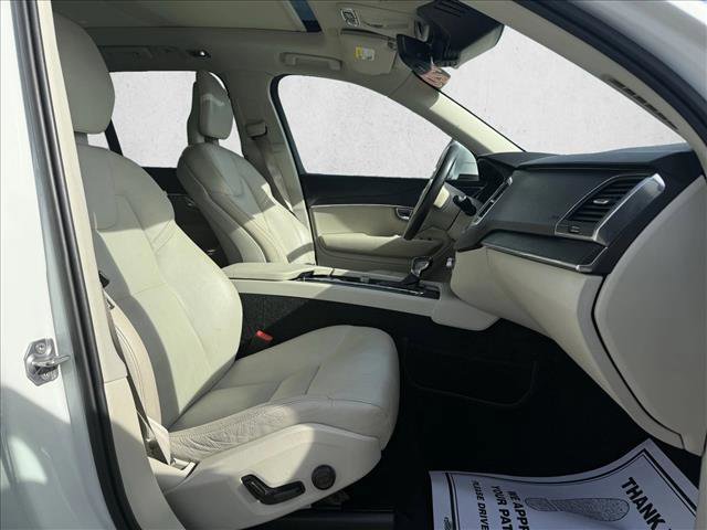 Used 2020 Volvo XC90 T5 Momentum w/ Protection Package Premier image 22
