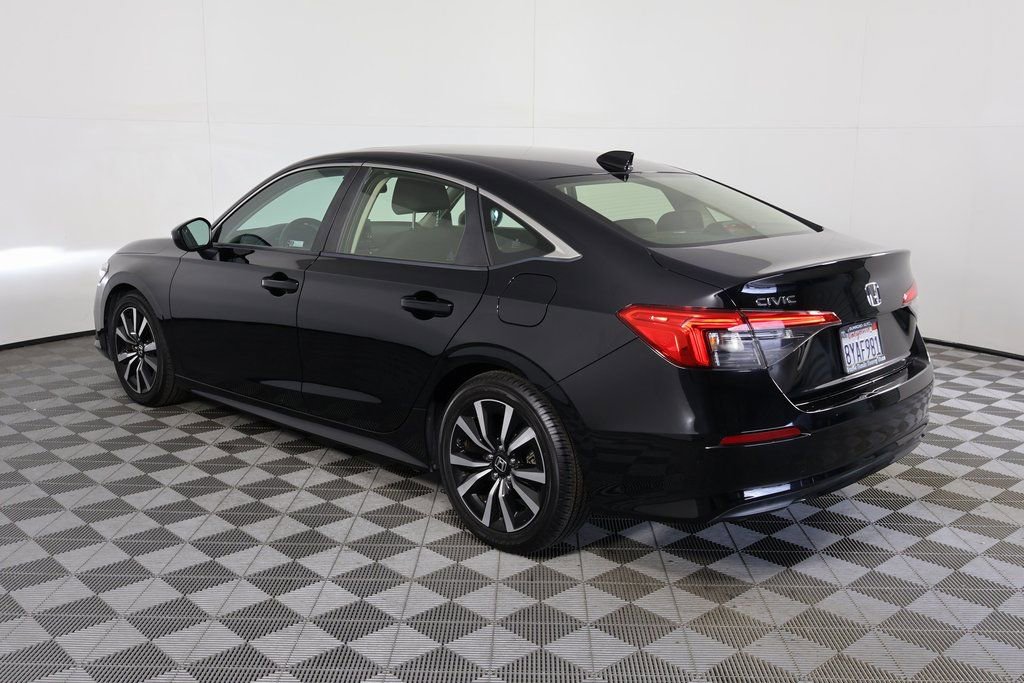 Used 2022 Honda Civic EX image 4