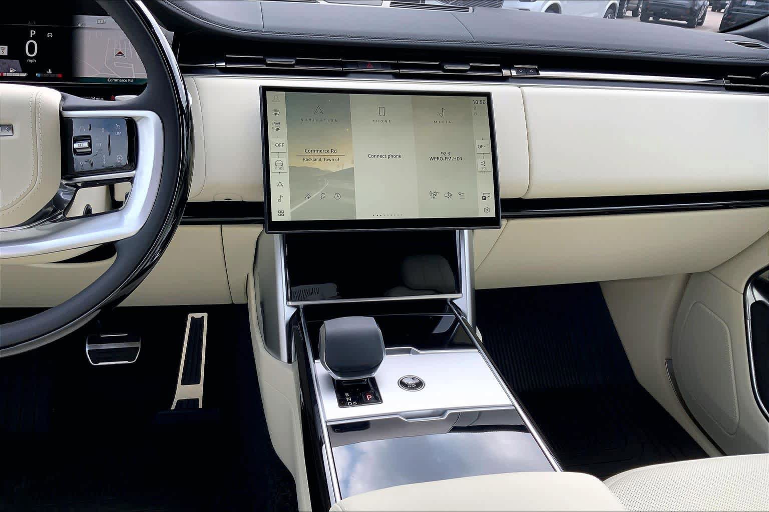 New 2026 Land Rover Range Rover SE AWD/4WD image 8