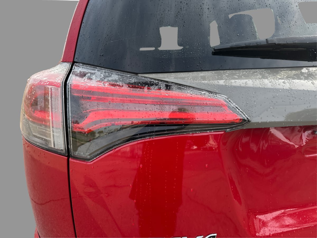 Used 2016 Toyota RAV4 SE AWD/4WD image 29