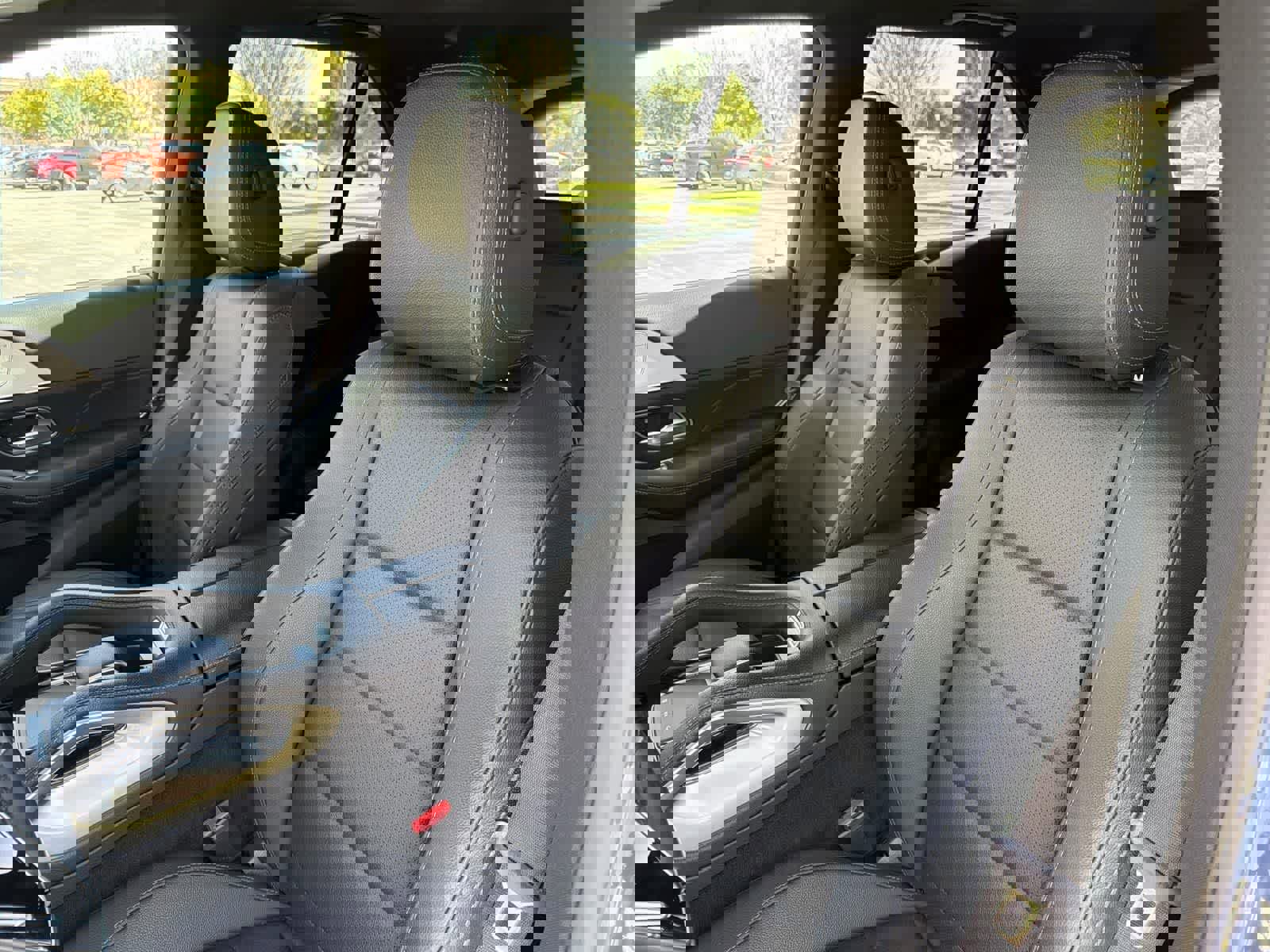 Used 2024 Mercedes-Benz GLE 450e 4MATIC image 27