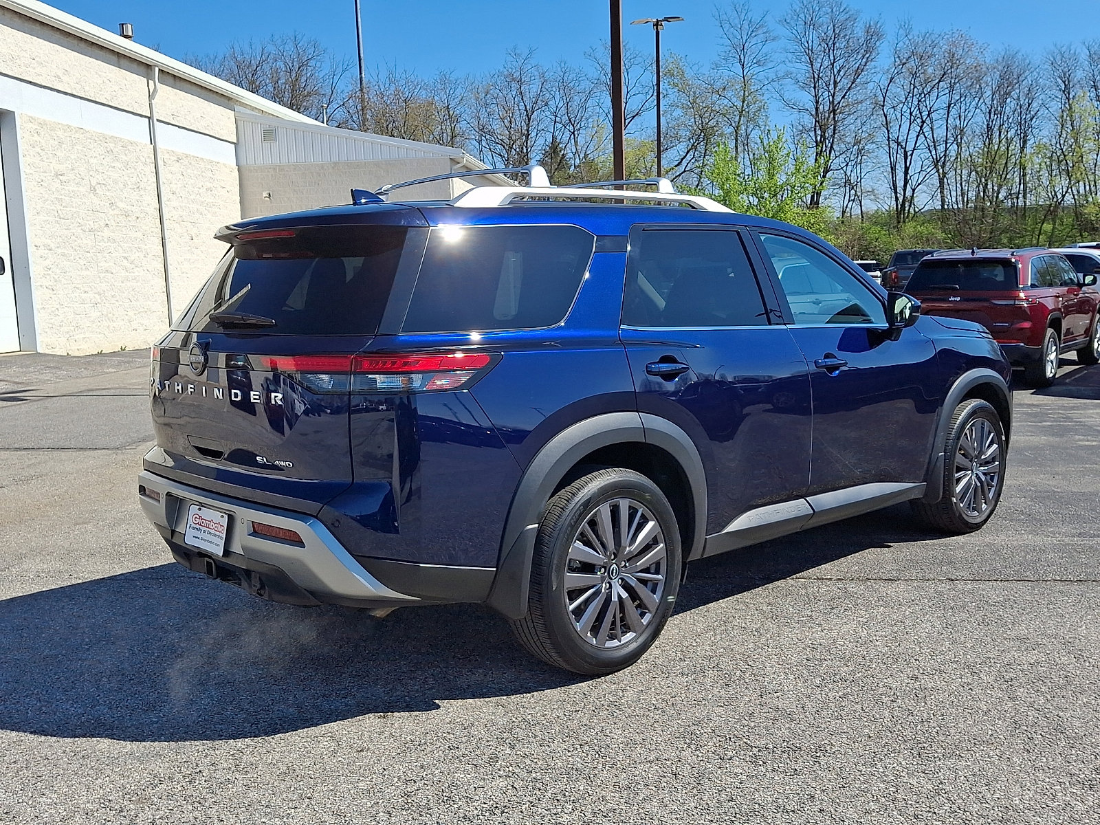 Used 2023 Nissan Pathfinder SL w/ SL Premium Package image 12