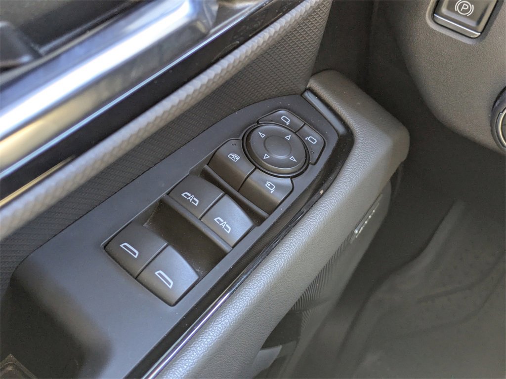 Used 2023 Chevrolet Silverado 1500 ZR2 w/ Technology Package image 23