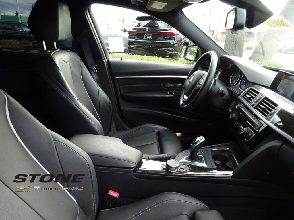 Used 2016 BMW 340i Sedan image 16