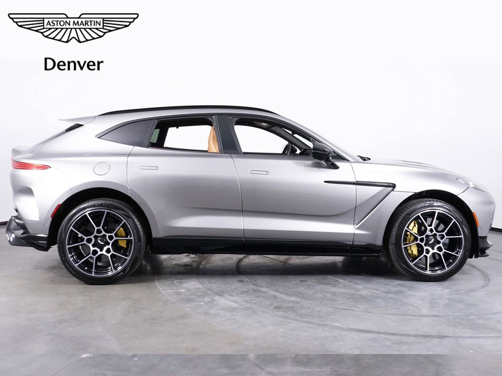 New 2026 Aston Martin DBX 707 image 6