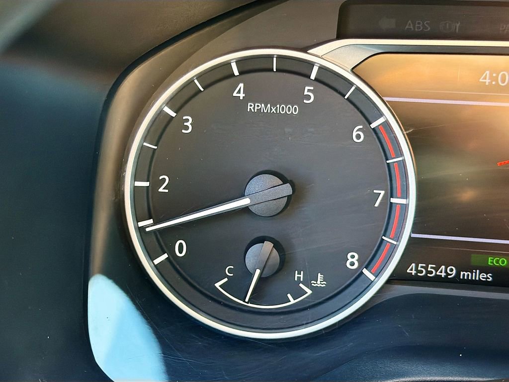 Used 2023 Nissan Rogue SV image 41