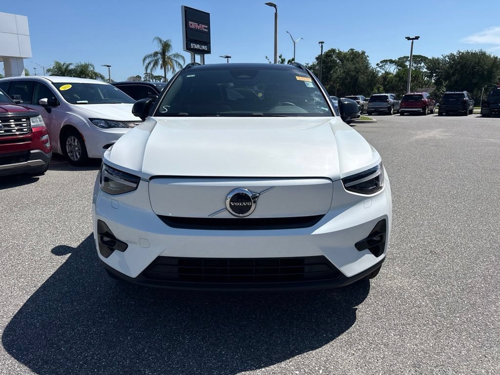 Used 2023 Volvo XC40 Recharge Ultimate AWD/4WD image 2