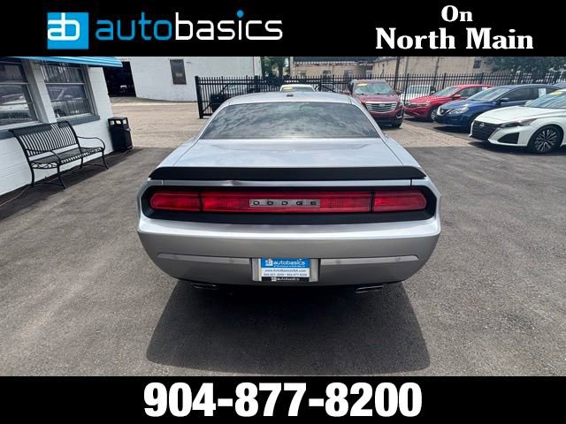 Used 2013 Dodge Challenger SXT Plus RWD image 4