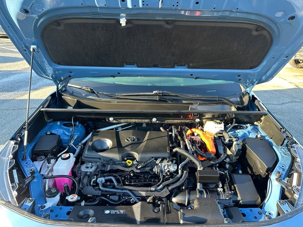 Used 2022 Toyota RAV4 SE w/ Convenience Package image 26