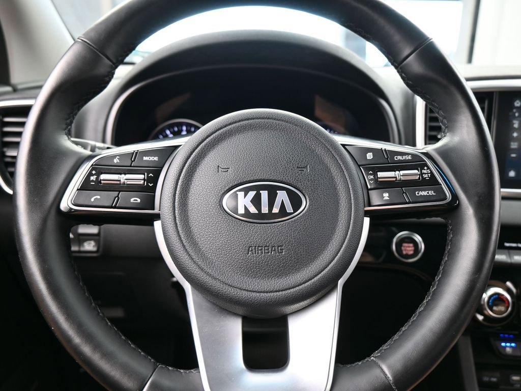 Used 2021 Kia Sportage EX w/ EX Technology Package image 32