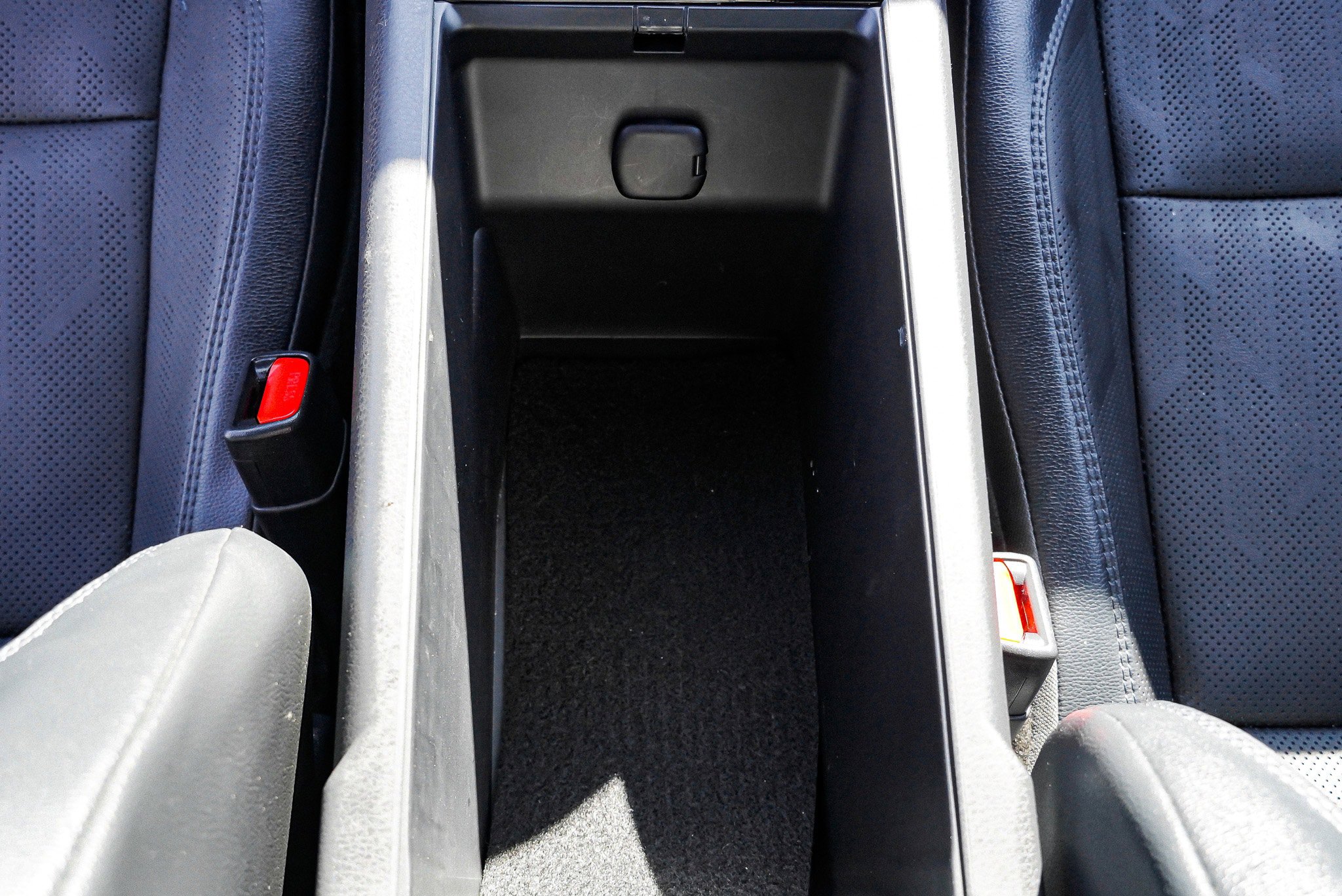 Used 2025 Toyota Camry XSE FWD image 38