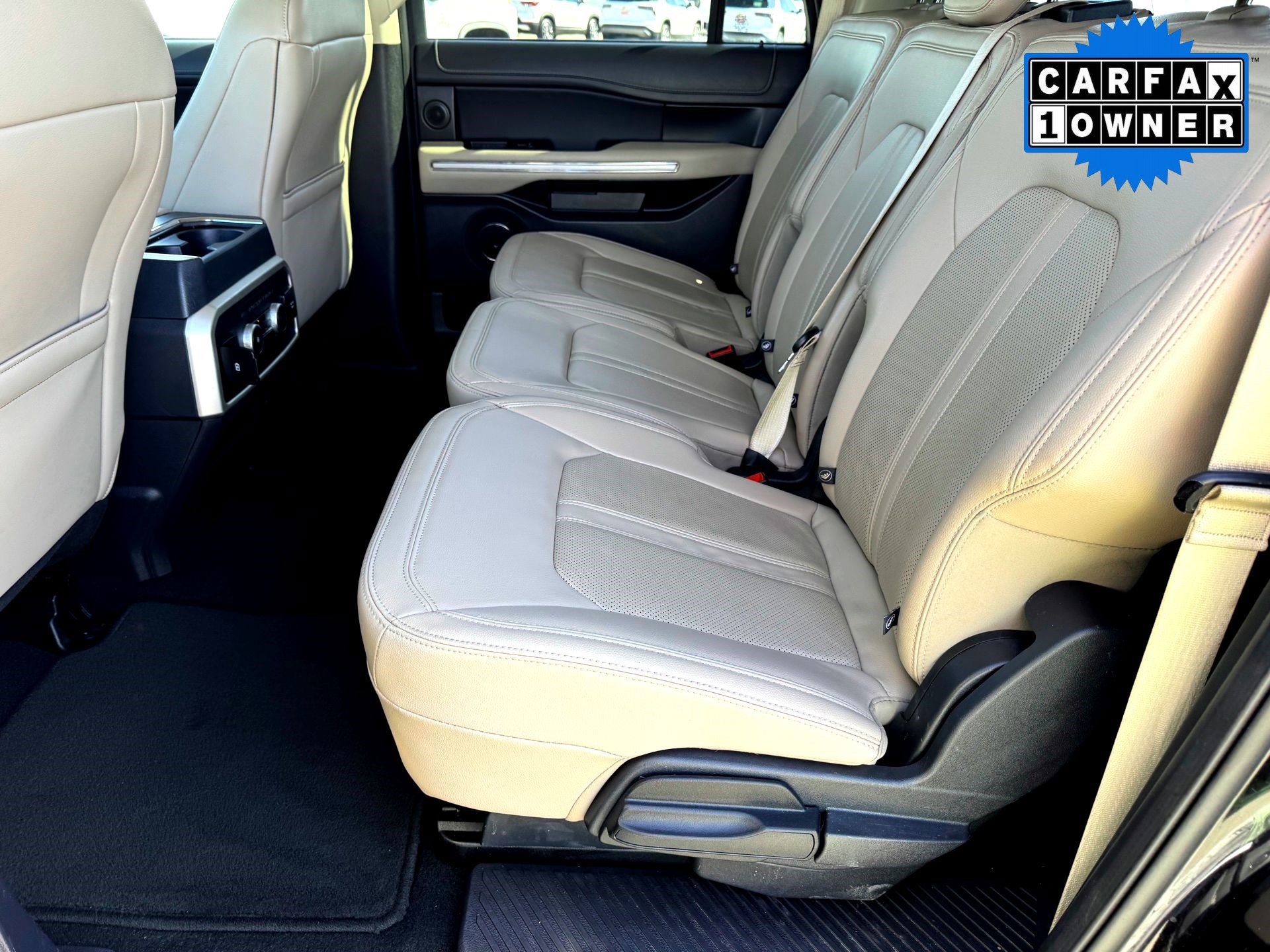 Used 2024 Ford Expedition Max Limited image 19
