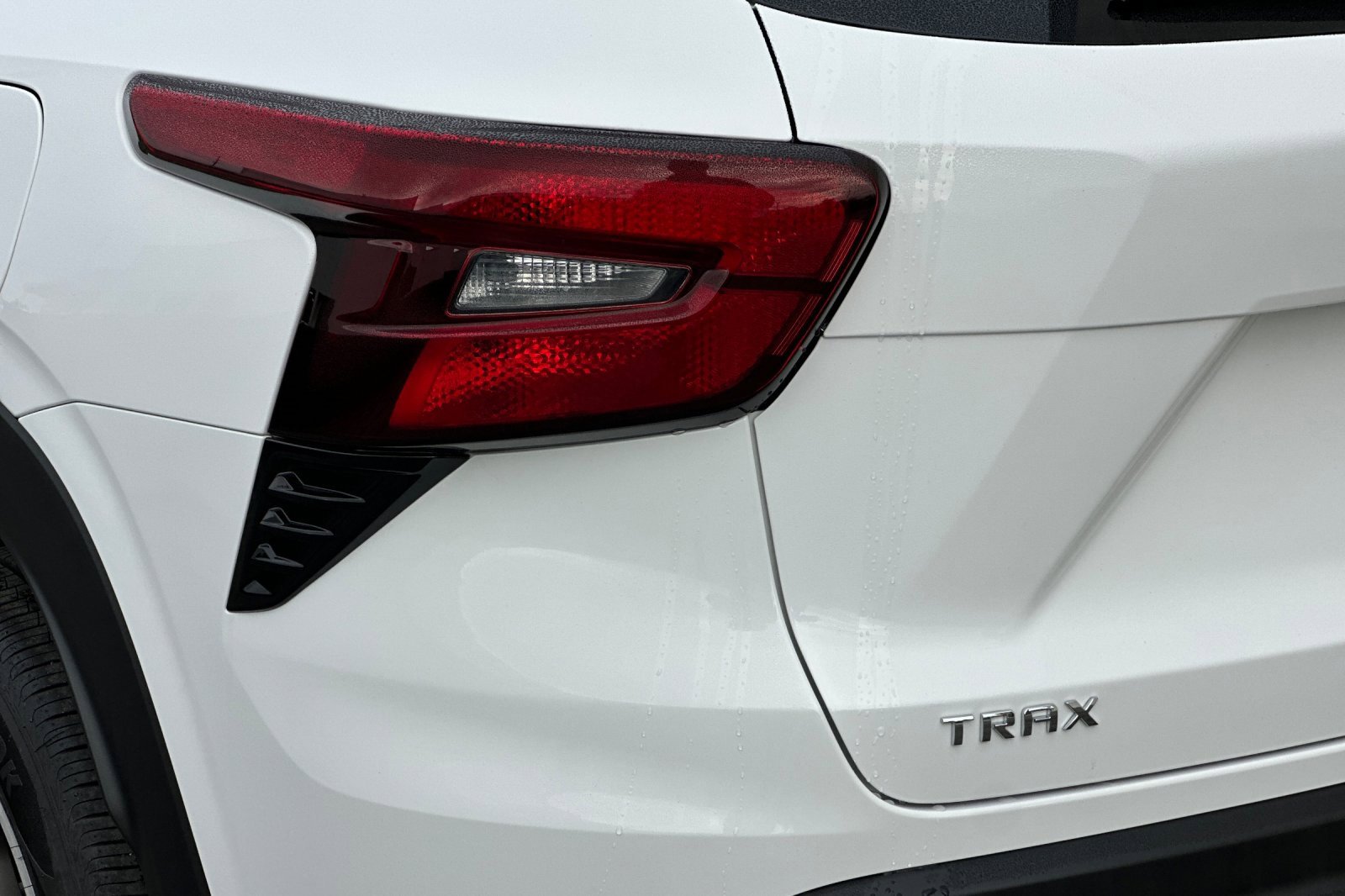 Used 2025 Chevrolet Trax LT w/ Driver Confidence Package image 37