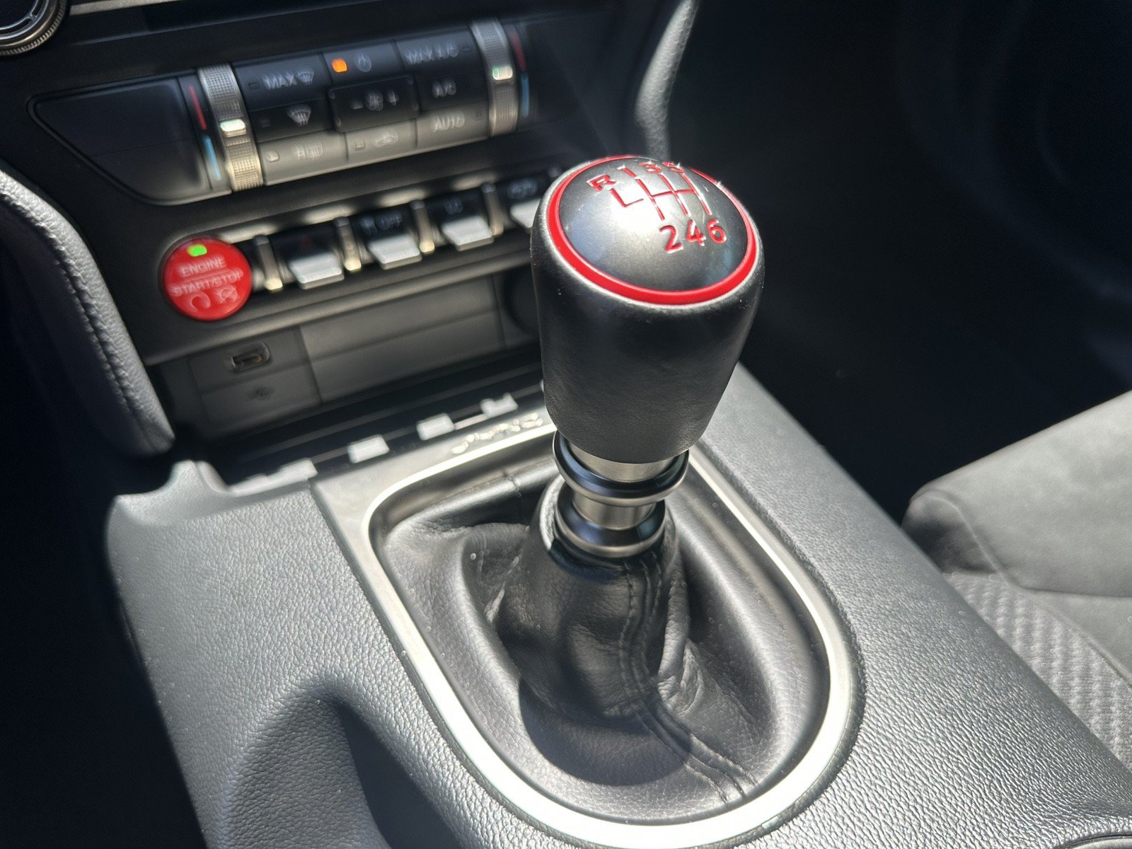 Used 2018 Ford Mustang Shelby GT350 RWD image 20