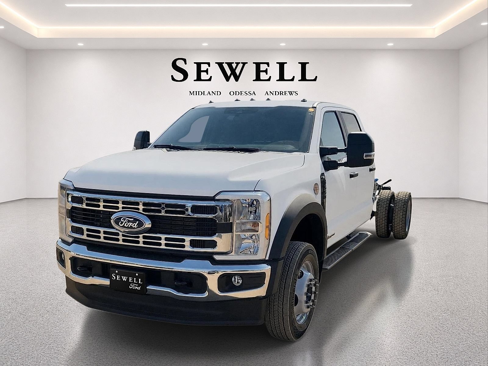 New 2027 Ford F550 4x4 Crew Cab