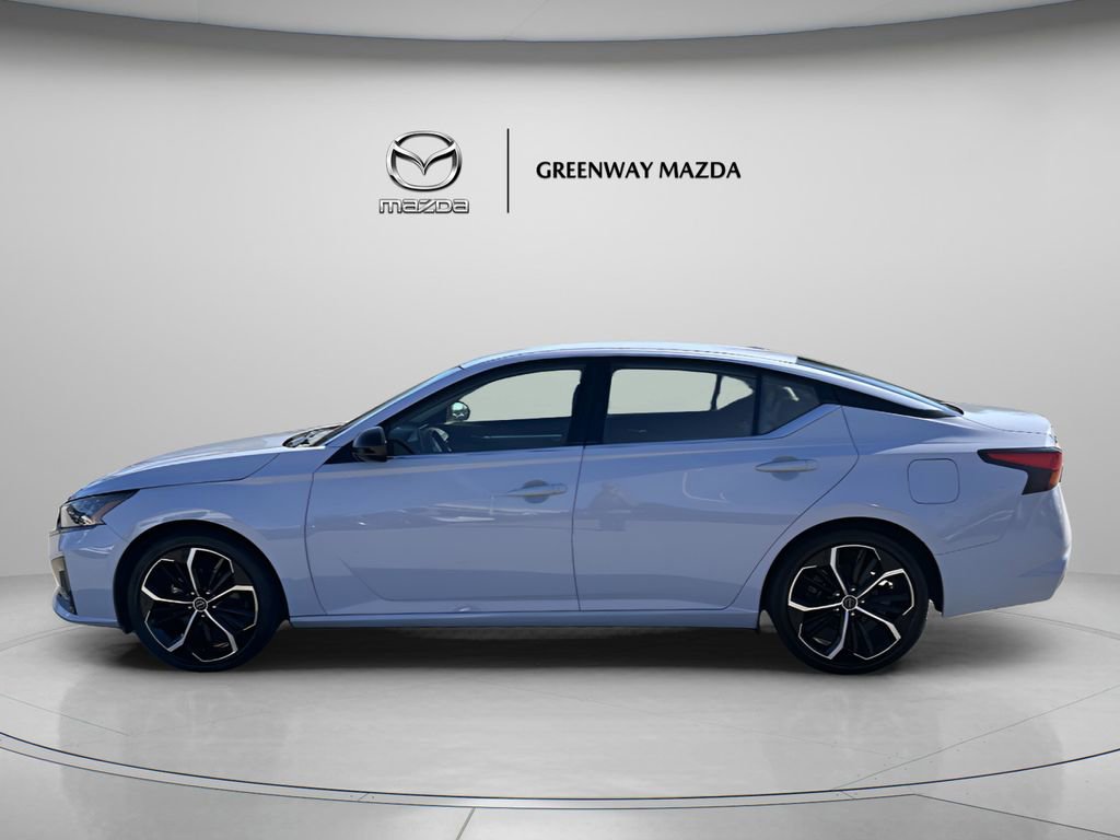 Used 2024 Nissan Altima 2.5 SR image 4