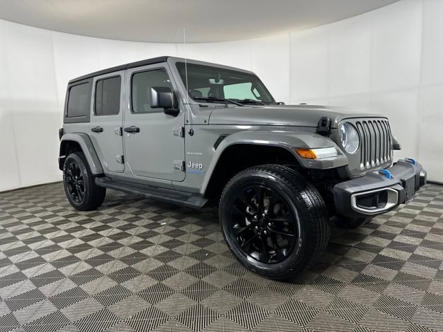 Used 2023 Jeep Wrangler Unlimited Sahara w/ Cold Weather Group image 2