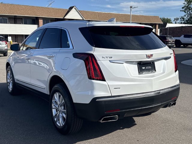 Certified 2024 Cadillac XT5 Luxury w/ LPO, Floor Liner Package AWD/4WD image 38