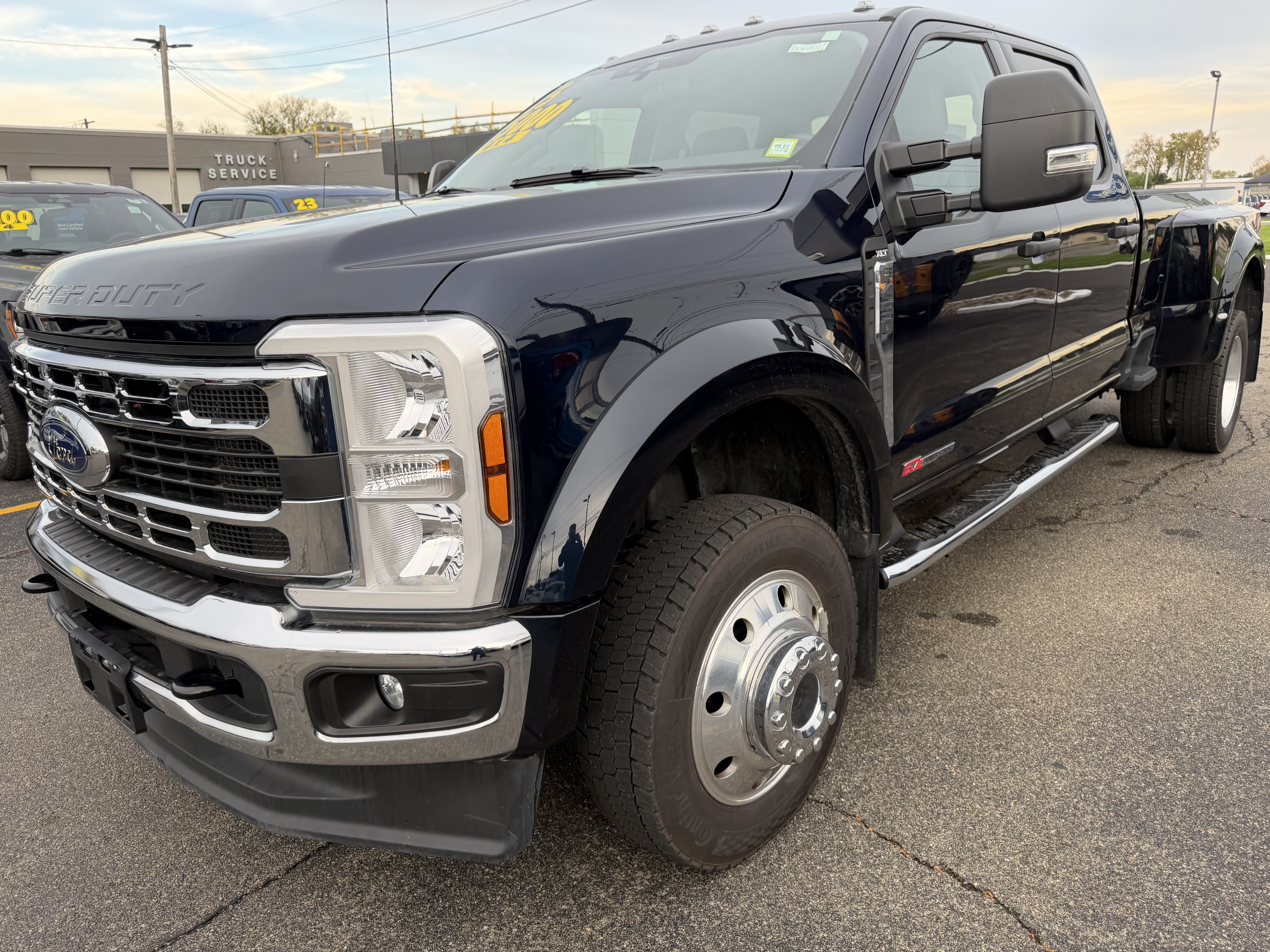 Used 2025 Ford F450 XLT w/ FX4 Off-Road Package AWD/4WD image 4