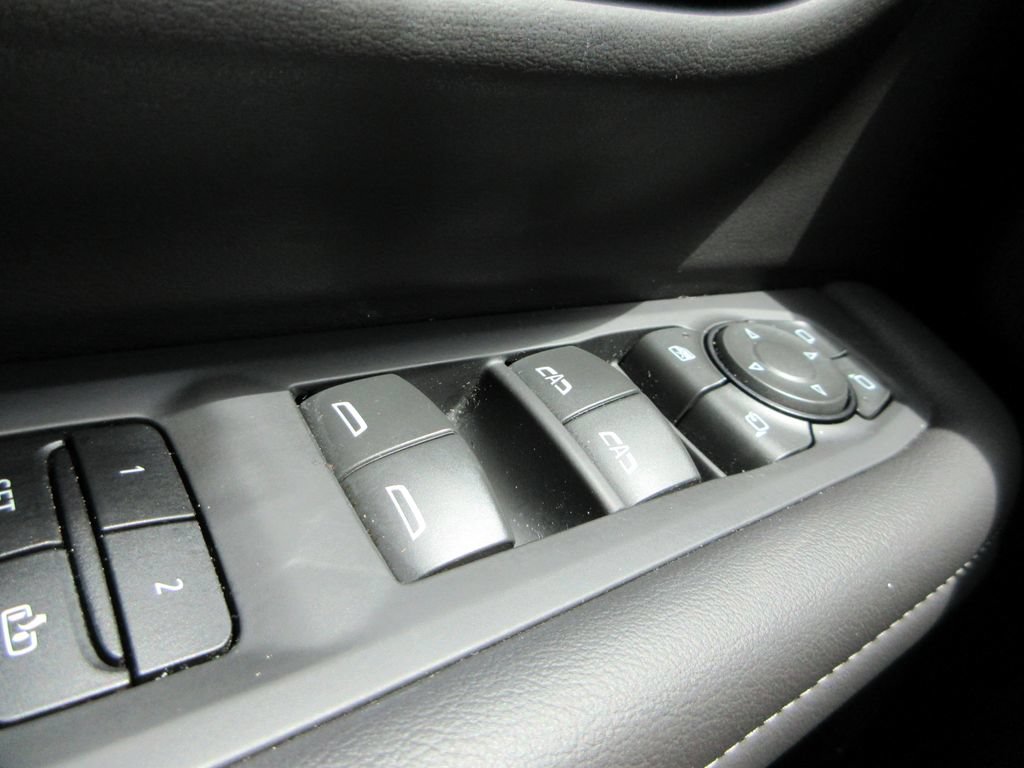 Certified 2023 Chevrolet Tahoe LT w/ LT Signature Package AWD/4WD image 30
