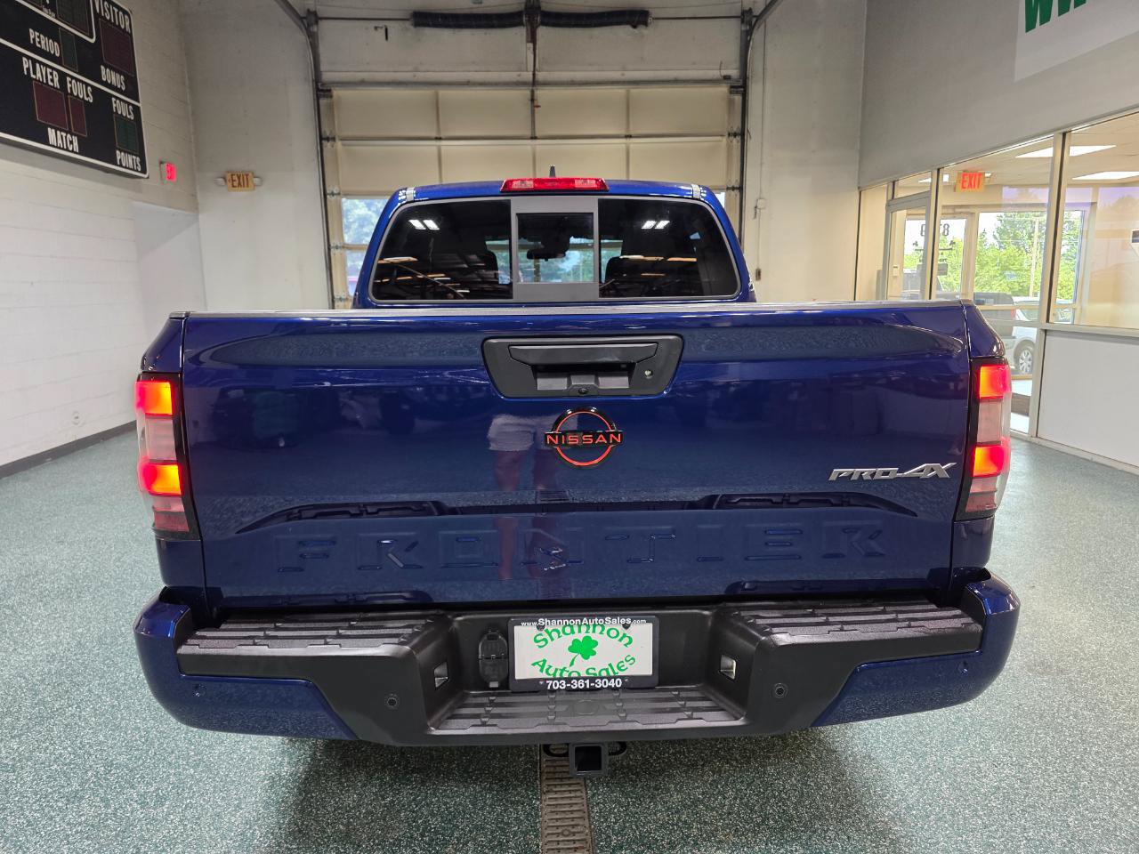 Used 2022 Nissan Frontier PRO-4X w/ Technology Package AWD/4WD image 8