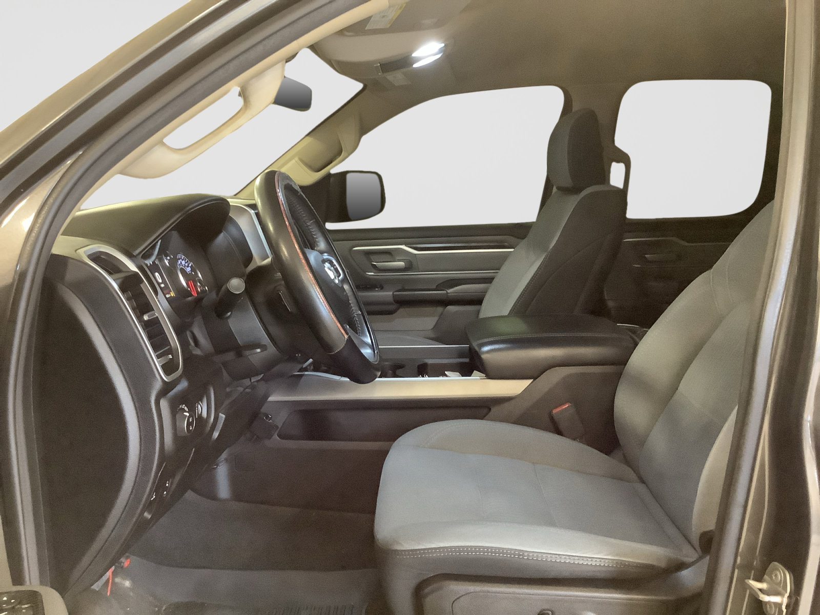 Used 2020 RAM 1500 Big Horn RWD image 8