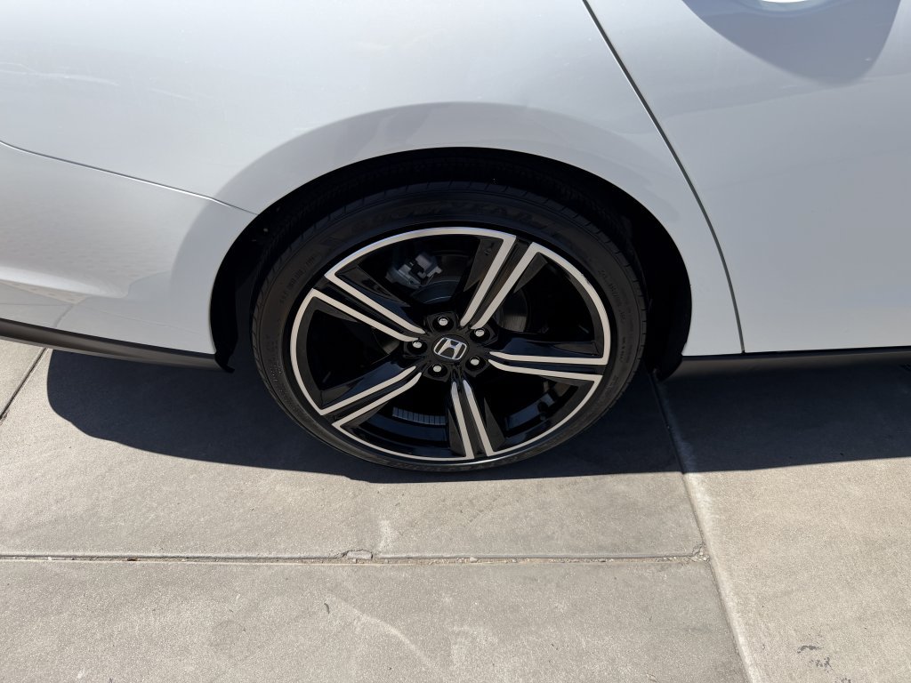 Used 2024 Honda Accord Sport image 15
