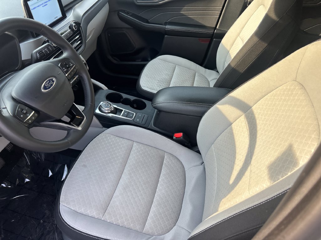 Certified 2024 Ford Escape Active FWD image 11