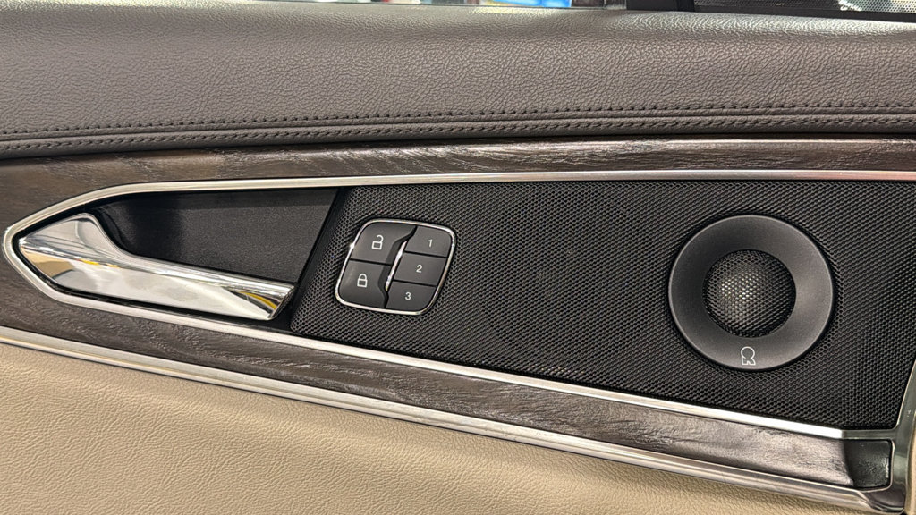 Used 2019 Lincoln Nautilus Reserve AWD/4WD image 20