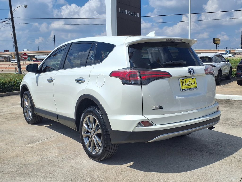 Used 2018 Toyota RAV4 Limited FWD image 4