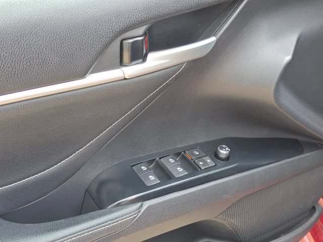 Used 2018 Toyota Camry XSE FWD image 35