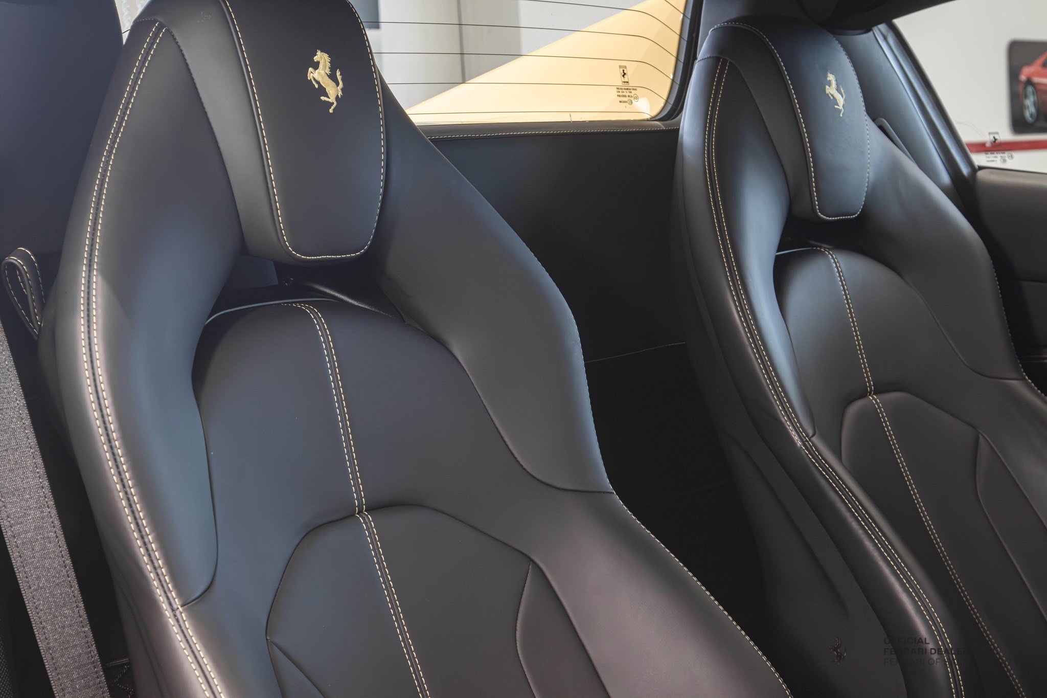 Used 2021 Ferrari F8 Tributo RWD image 16