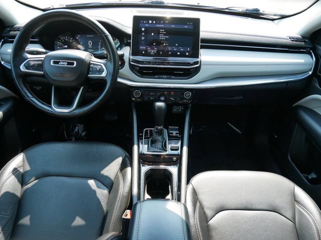 Used 2022 Jeep Compass Limited w/ Sun and Sound Group AWD/4WD image 12