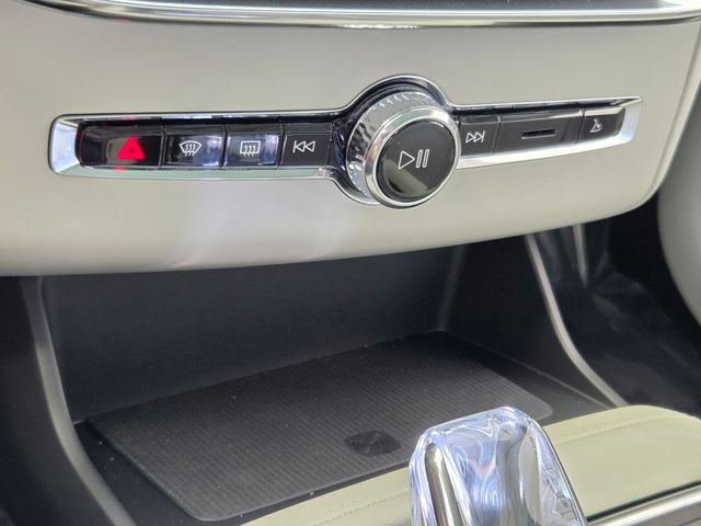 New 2026 Volvo XC90 B6 Ultra w/ Protection Package AWD/4WD image 20