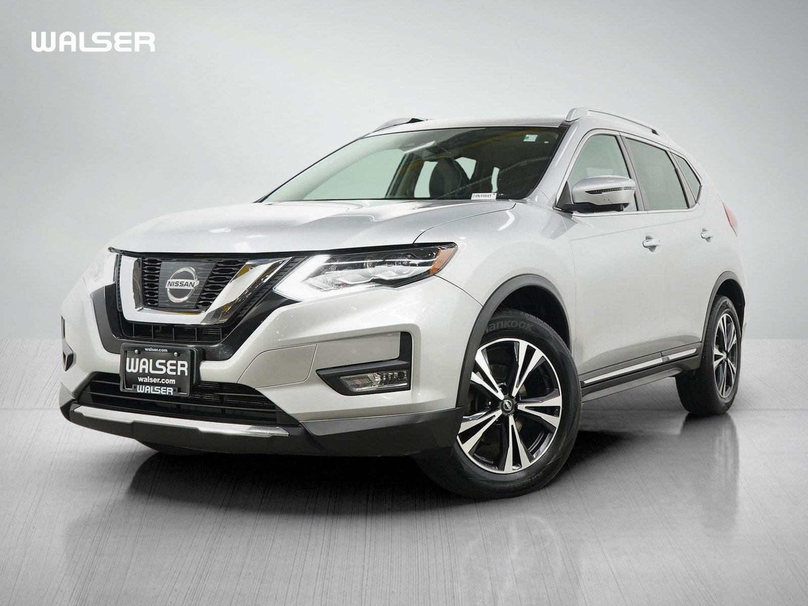 Used 2017 Nissan Rogue SL w/ SL Premium Package AWD/4WD image 1