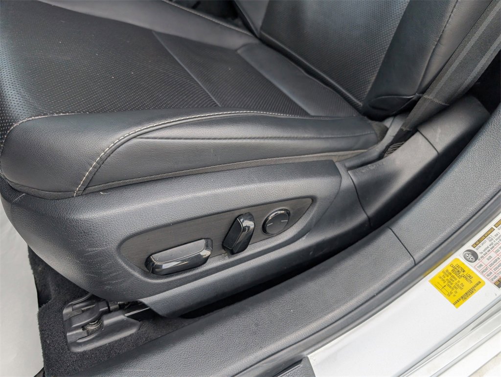 Used 2019 Lexus ES 300h image 10