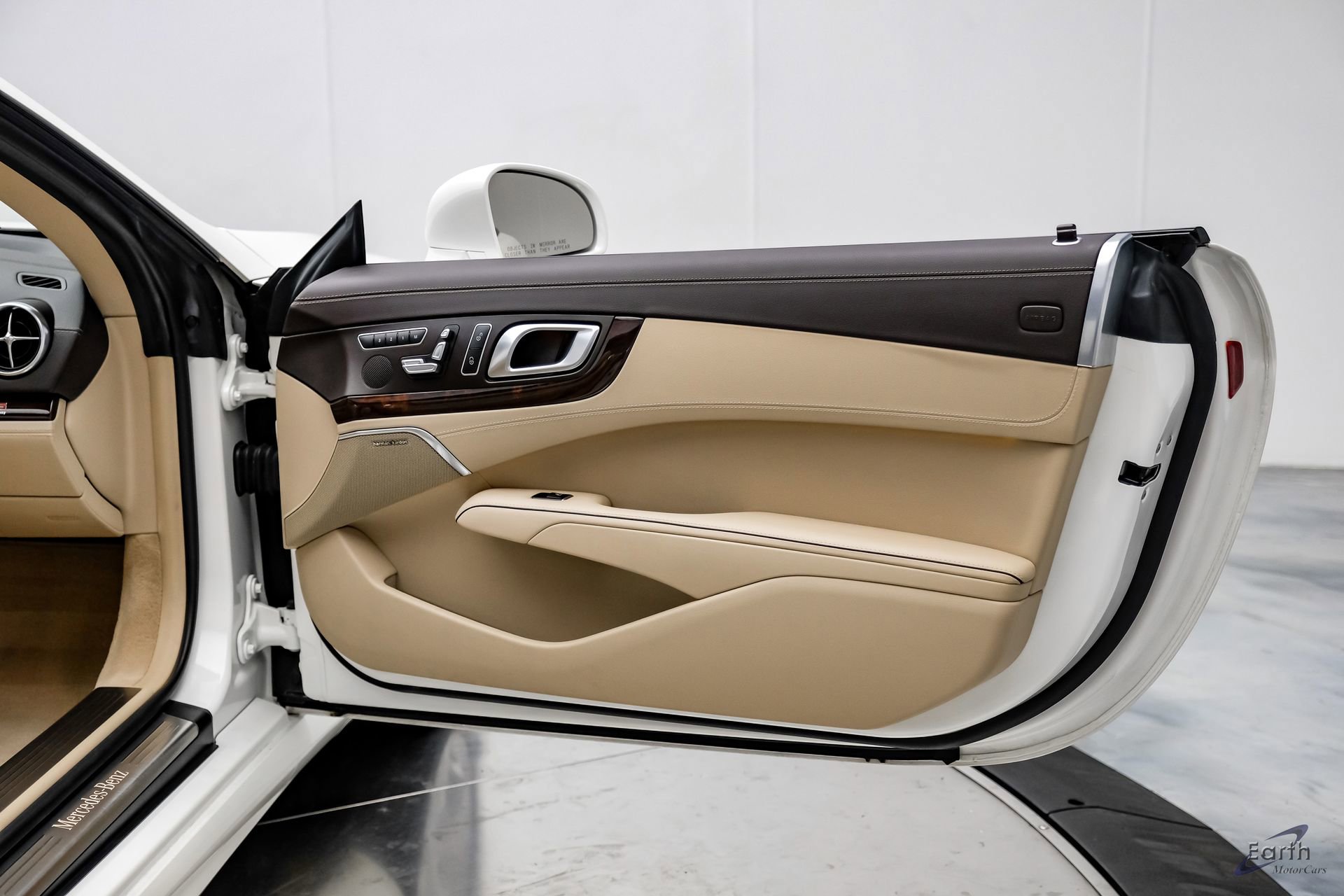 Used 2014 Mercedes-Benz SL 550 SL550 Roadster image 96