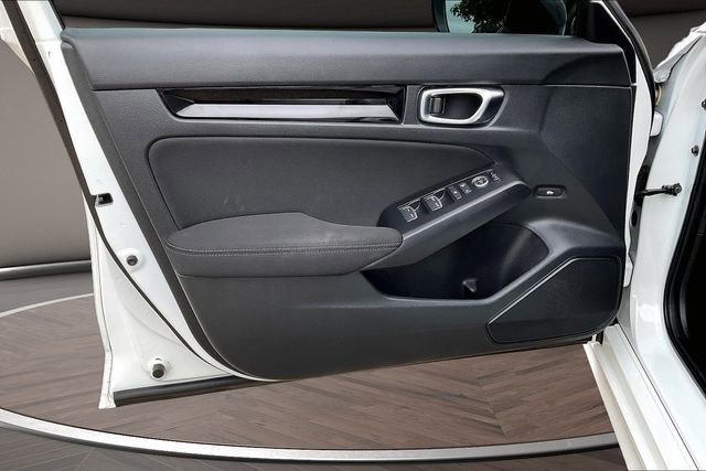 Used 2025 Honda Civic Sport image 21