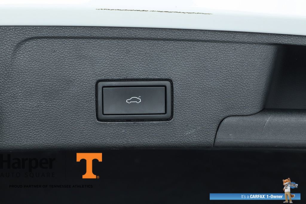 Used 2023 Volkswagen Atlas Cross Sport SE w/ Panoramic Sunroof Package FWD image 30