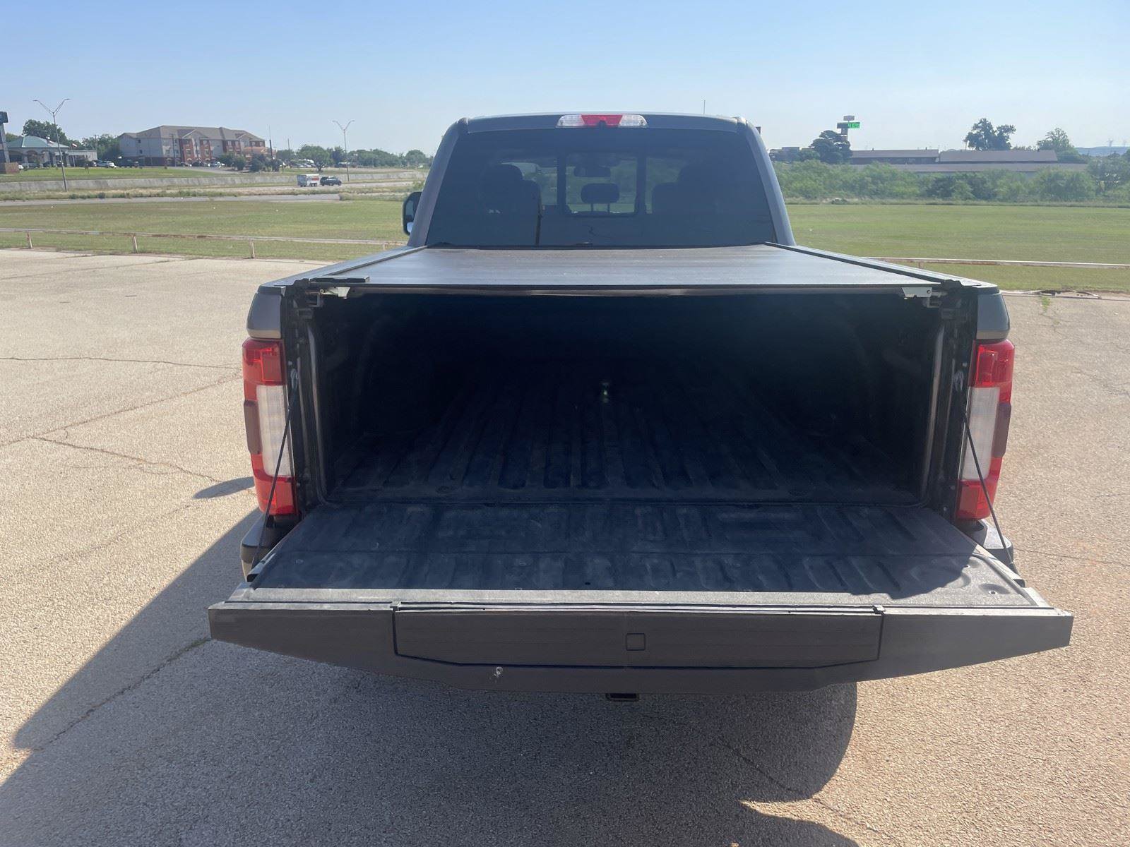 Used 2019 Ford F250 Limited w/ FX4 Off-Road Package AWD/4WD image 34
